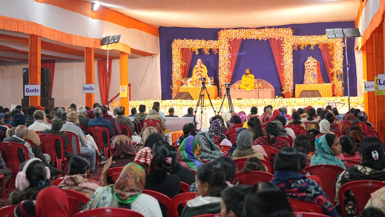 संसार में कोई भी जीव बिना प्रयोजन से कोई भी कार्य नहीं कर सकता: युगल शरण जी