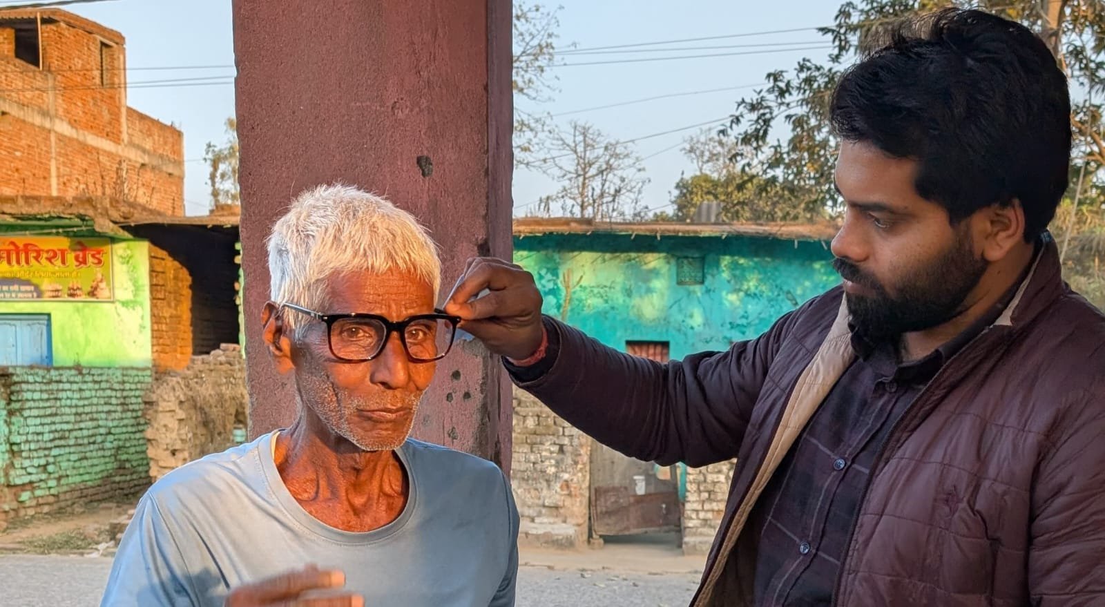 बिहार फाउंड्री एंड कास्टिंग्स लिमिटेड द्वारा नेत्र जांच शिविर के लाभार्थियों को पावर चश्मों का वितरण