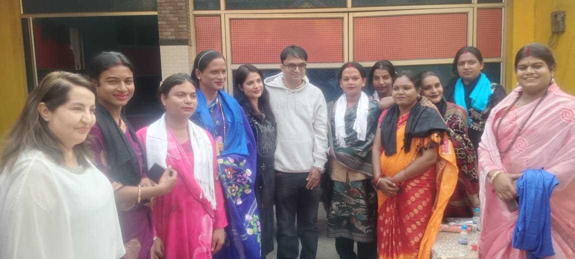 ट्रांसजेंडर समुदाय के लोगों को मुख्य धारा से जोड़ने हेतु उपायुक्त के निर्देश पर जिला प्रशासन द्वारा किए जा रहे है विभिन्न प्रयास