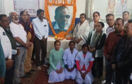 गोला के प्रसिद्ध चिकित्सक डॉ अजीत कुमार की पुण्यतिथि पर श्रद्धांजलि सभा आयोजन