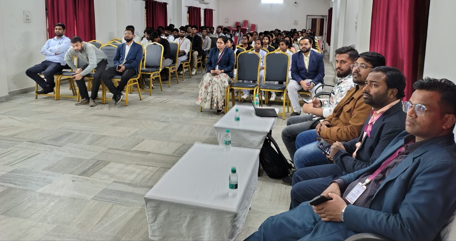 राधा गोविंद विश्विद्यालय में प्री-प्लेसमेंट सेशन का आयोजन हुआ