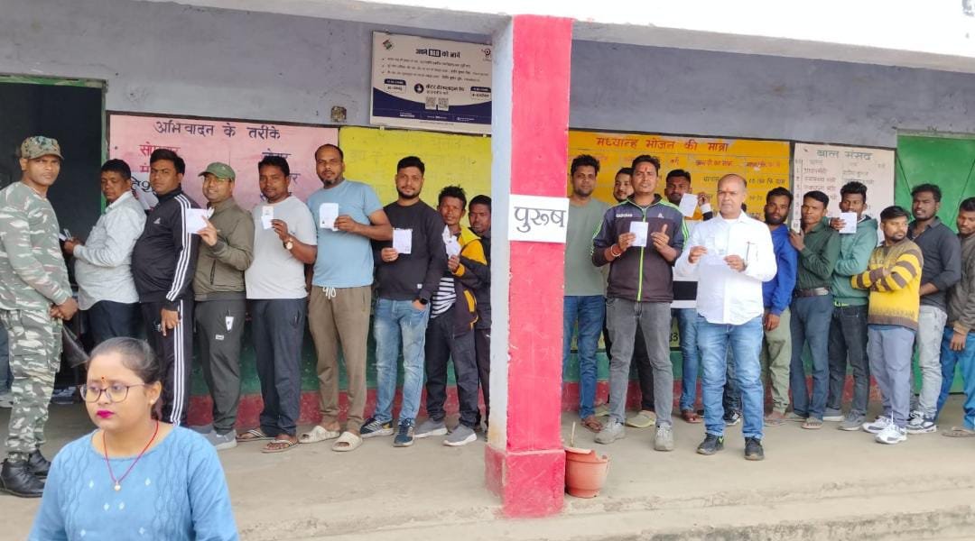 रामगढ़ नगर निकाय चुनाव शांतिपूर्ण संपन्न,चार प्रखंडों में लगभग 66% मतदान