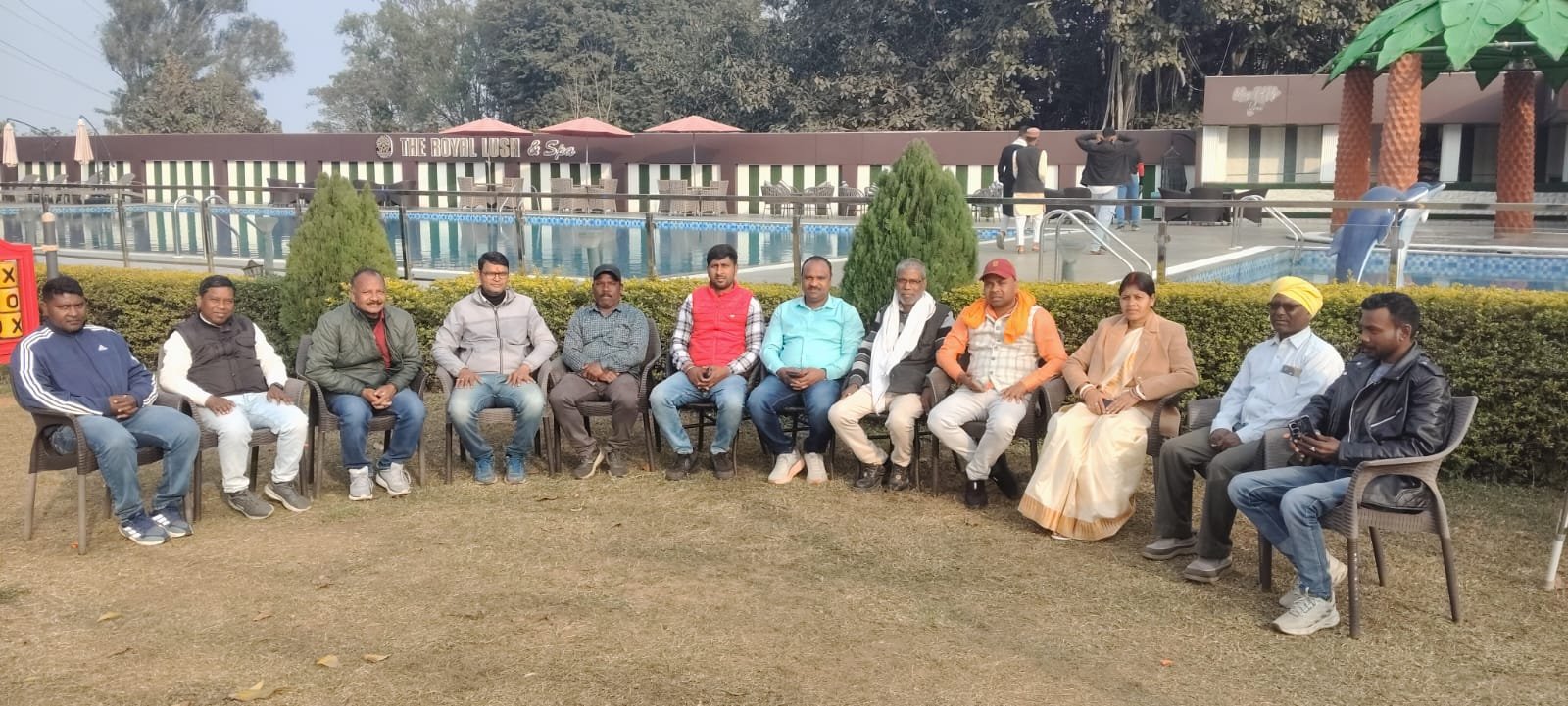 पतरातू लेक रिसॉर्ट में विस्थापित संघर्ष मोर्चा और पंचायत प्रतिनिधियों की हुई संयुक्त बैठक