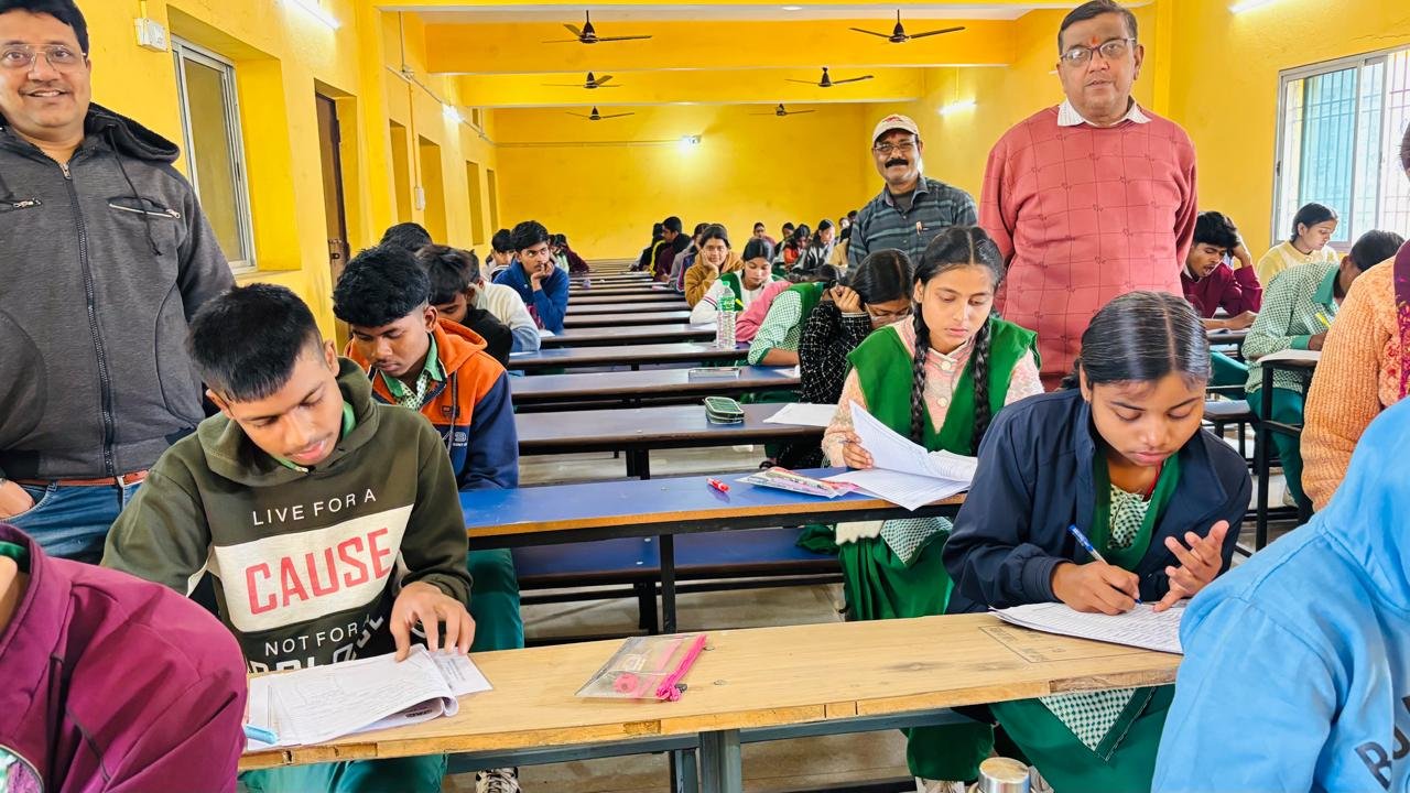 कस्तूरबा इंटर महिला महाविद्यालय में मैट्रिक की परीक्षा पहली बार हुआ आरंभ