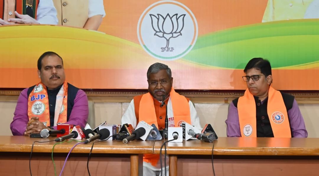 हेमंत सरकार किसानों को लूट रही: बाबूलाल मरांडी