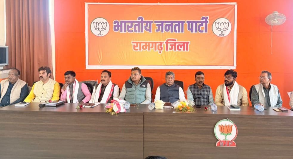 हेमंत सरकार पूरी तरह भ्रष्ट निकम्मी सरकार:आदित्य साहू