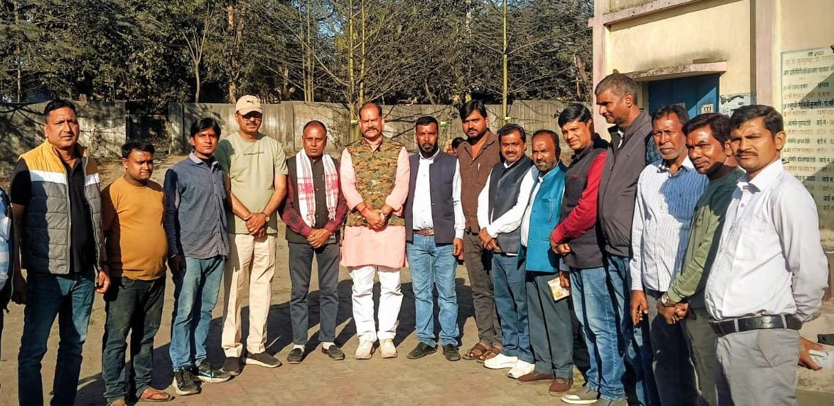 भुरकुंडा में विकसित भारत रोजगार एवं आजीविका मिशन की गारंटी ग्रामीण जन-जागरण कार्यक्रम