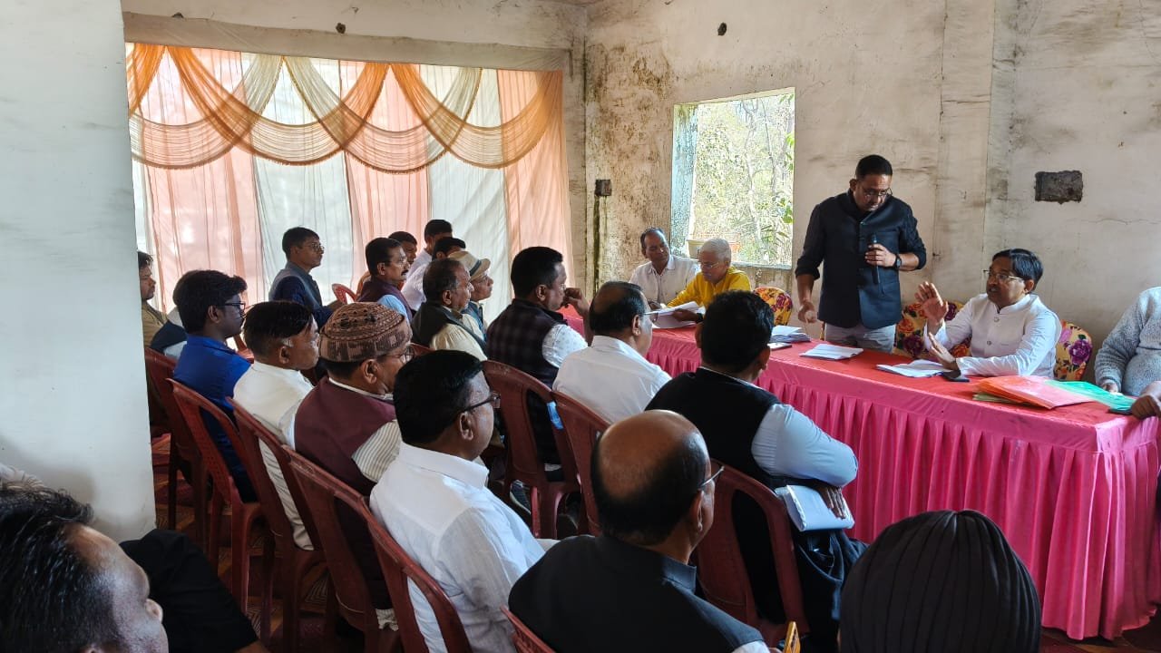 कांग्रेस समर्थित अध्यक्ष पद प्रत्याशी कुसुमलता कुमारी मुंडा व कांग्रेस पार्टी समर्थित वार्ड प्रत्याशियों के जीत सुनिश्चित करने हेतु संयुक्त बैठक