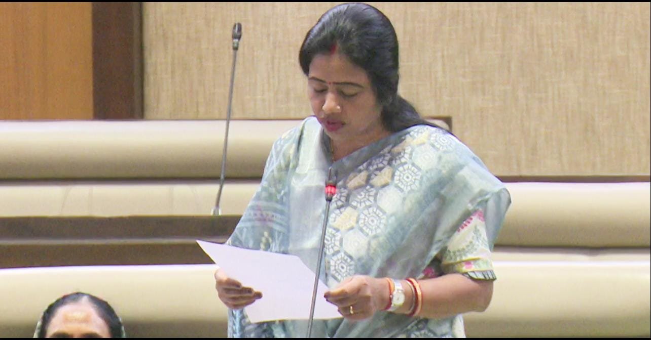 स्कॉलरशिप नहीं मिलने का मुद्दा विधानसभा में गूंजा