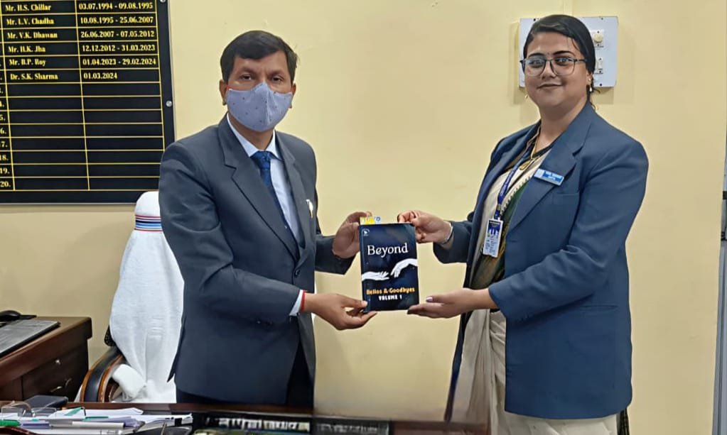 डीएवी पब्लिक स्कूल रजरप्पा की शिक्षिका की कविता का प्रतिष्ठित संकलन में प्रकाशन