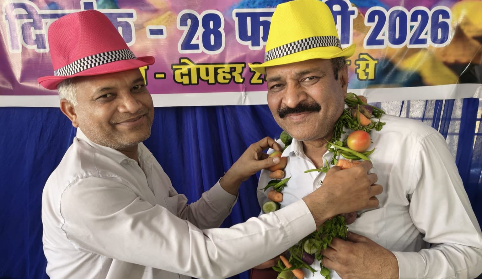 न्यायाधीशगण और अधिवक्ताओं ने खूब उड़ाया रंग