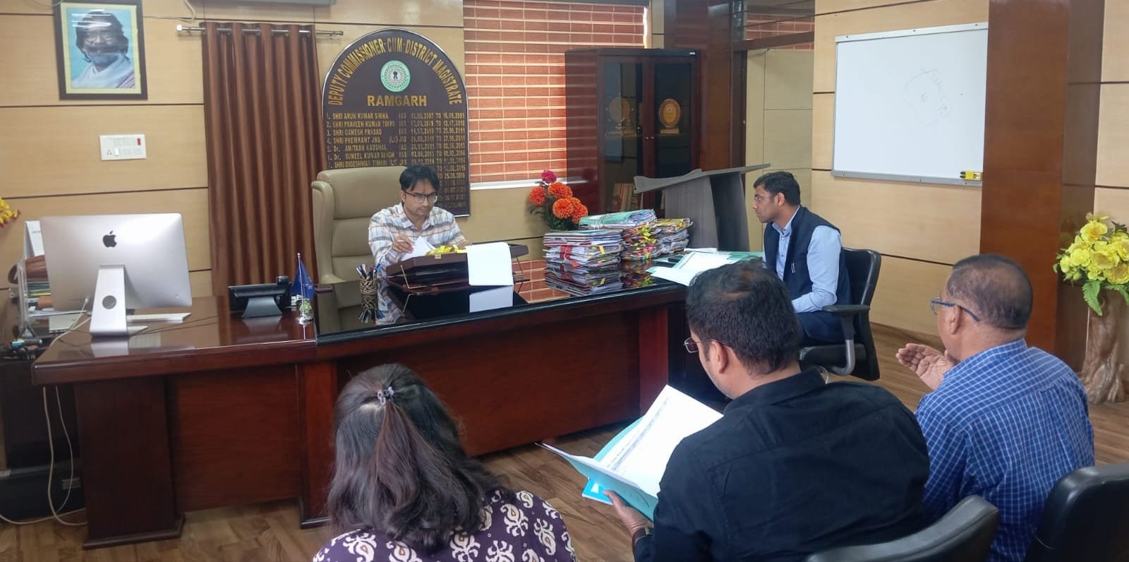 जिला कल्याण कार्यालय द्वारा किए जा रहे कार्यों की उपायुक्त ने की समीक्षा