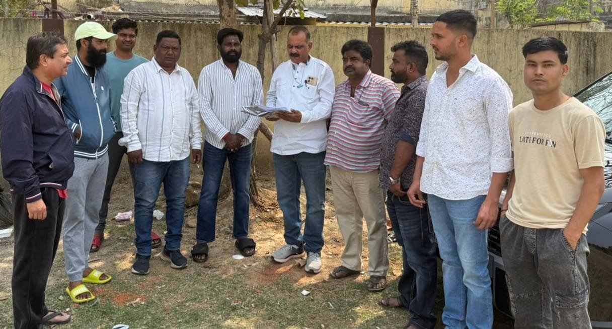 पुराना हाईकोर्ट–डोरंडा बाजार मार्ग खोलने की मांग तेज,आलोक दूबे की अध्यक्षता में हुई बैठक