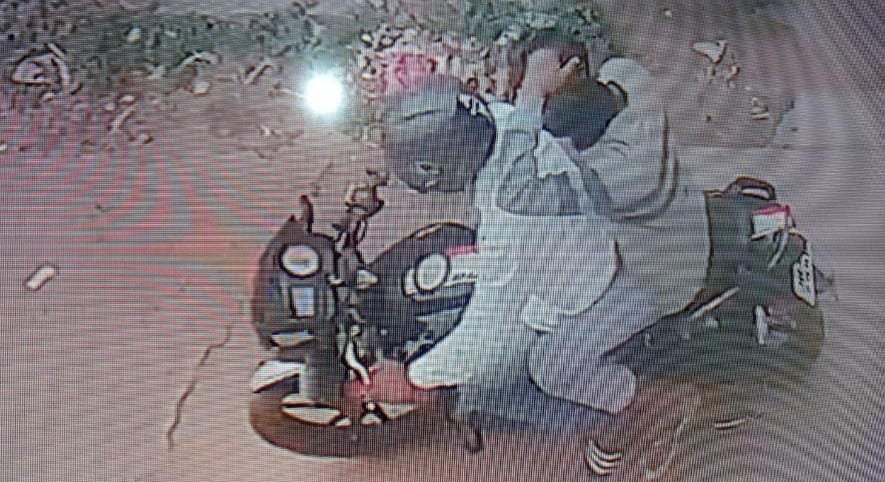 पतरातू में दिनदहाड़े चेन स्नैचिंग से दहशत: न्यू मार्केट में महिला से बाइक सवार बदमाशों ने झपटी सोने की चेन