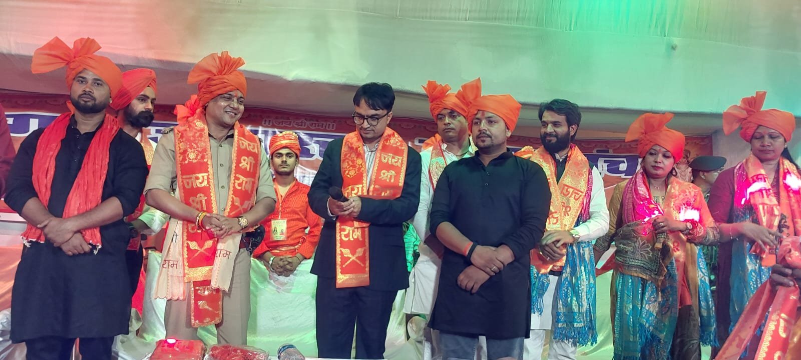 आंधी-बारिश के बावजूद रामगढ़ में उमड़ा आस्था का सैलाब