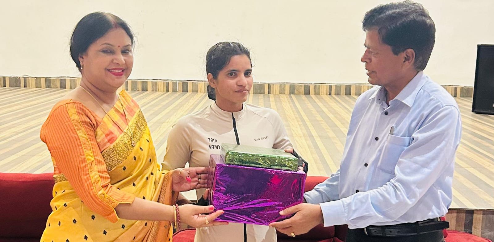 सीसीएल रजरप्पा क्षेत्र ने साइकिलिस्ट आशा मालवीय को सम्मानित किया