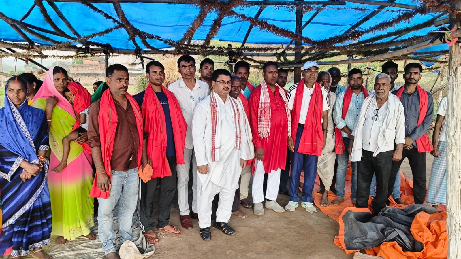 अदानी खनन परियोजना गोंदलपुरा के विरोध में आज 1083 वें दिन धरना जारी