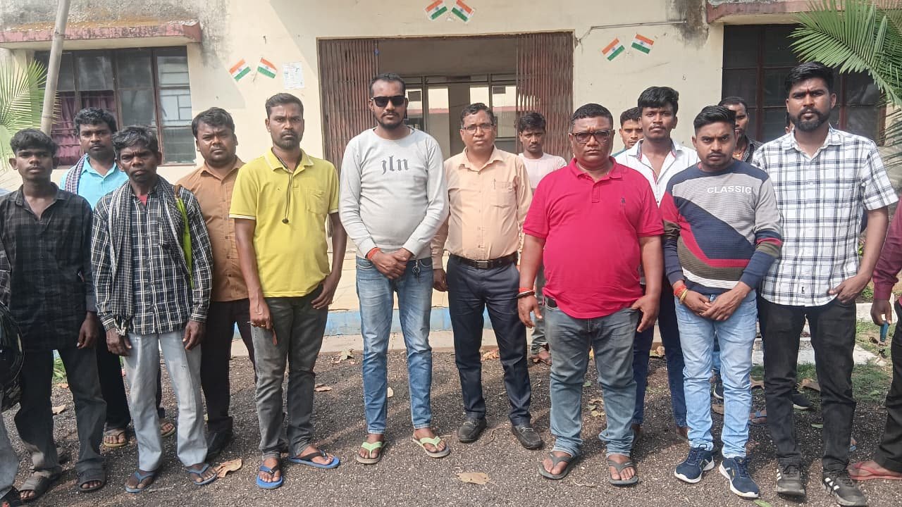 युवक ने इंस्टाग्राम पर फर्जी आईडी बनाकर युवती को बुलाया