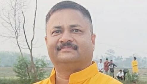 बड़कीपोना: सरहुल पूजा कमेटी का पुनर्गठन, मुख्य संरक्षक अमृतलाल मुंडा बने