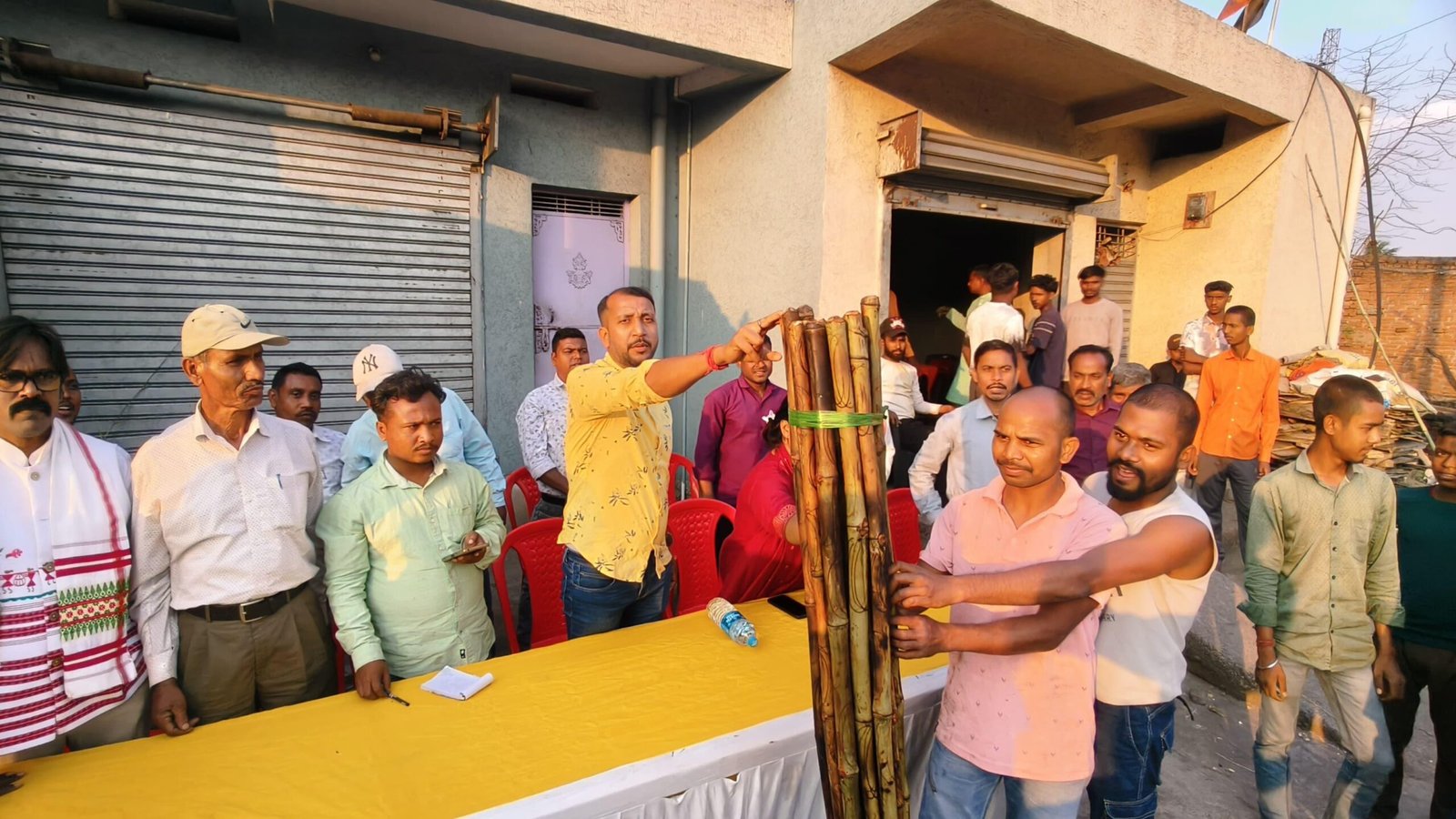 सांसद दंड वितरण अभियान 2026 चैनगड्डा मैं आयोजित