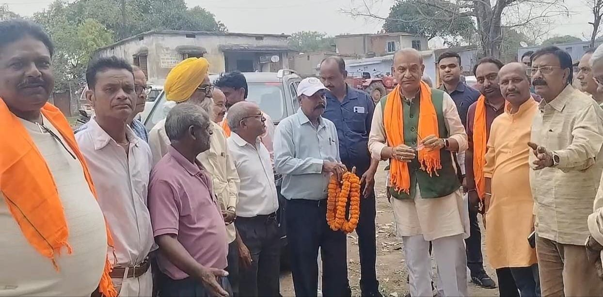 पूर्व केंद्रीय राज्य मंत्री जयंत सिन्हा का भुरकुंडा दौरा