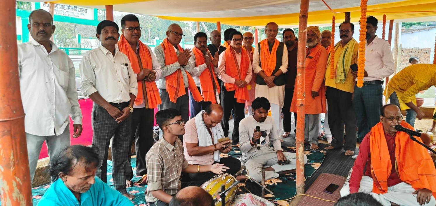 छठ मंदिर नलकारी नदी के समीप 24 घंटे का अखंड हरिकीर्तन का शुरु