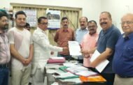 भगवान बिरसा मुंडा बस टर्मिनल रामगढ़ का शीघ्र संचालन सुनिश्चित करने को लेकर चेंबर ने अधिशासी अधिकारी को सौप आवेदन