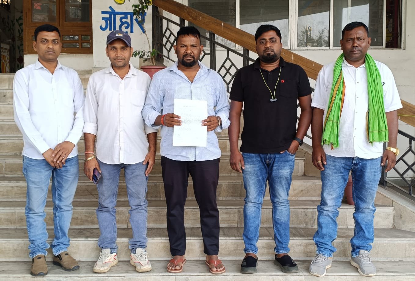 निजी स्कूलों में मनमानी फीस पर रोक लगे : संतोष चौधरी