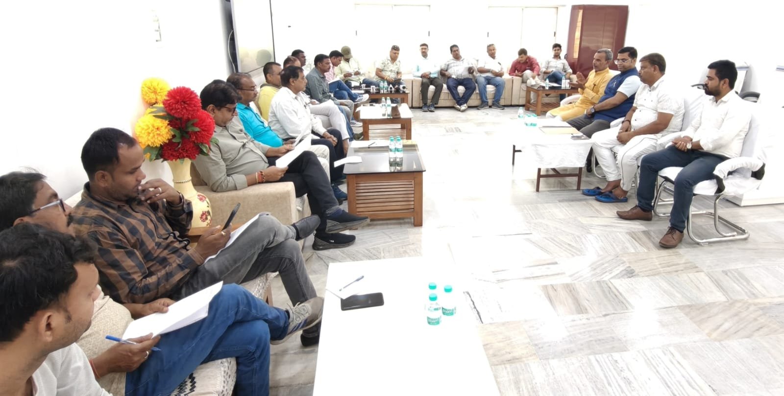 राधा गोविंद विश्वविद्यालय प्रबंधन ने पुलिस प्रशासन को दी थी गड़बड़ी की सूचना