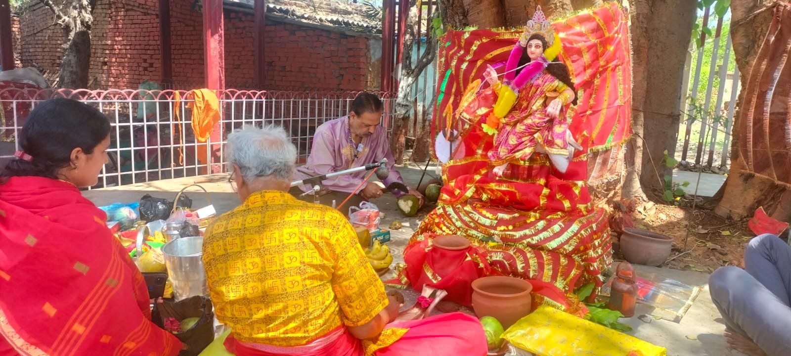 स्टीम कॉलोनी कालीबाड़ी में माता शीतला पूजा धूमधाम से मना