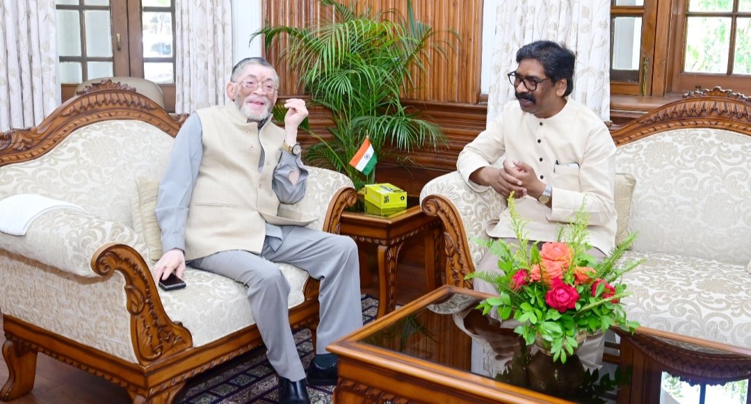 राज्यपाल और मुख्यमंत्री की हुई शिष्टाचार मुलाकात