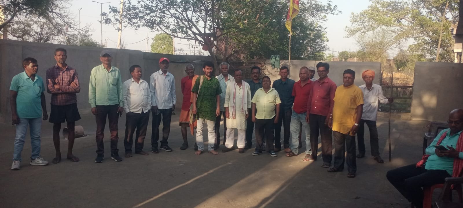 झारखंड इस्पात प्राइवेट लिमिटेड के प्रबंधन के द्वारा घोर लापरवाही, सुरक्षा मानकों की धज्जियां उड़ाई जा रही