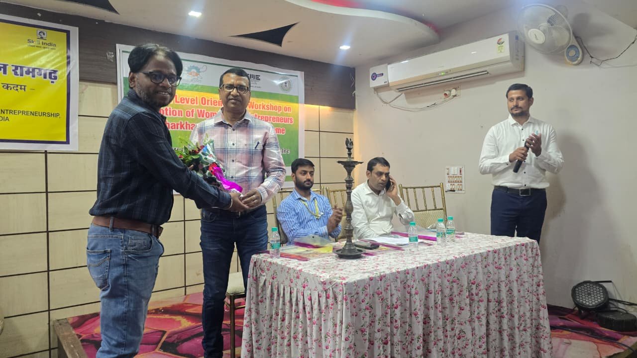 महिला उद्यमिता को बढ़ावा देने हेतु जिला स्तरीय कार्यशाला आयोजित