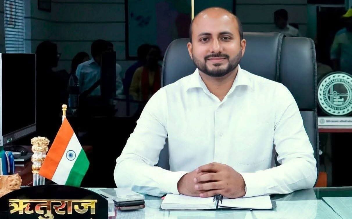 झारखंड सरकार ने 17 आईएएस अधिकारियों का तबादला किया