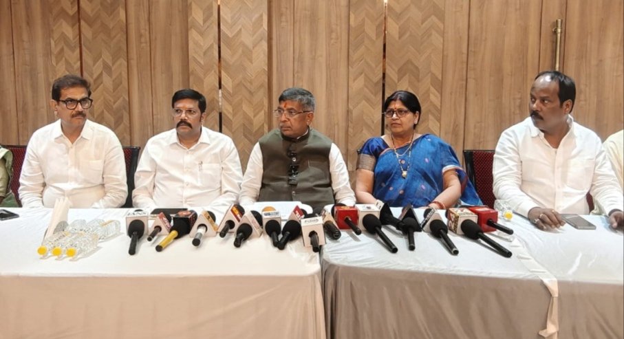 हर अच्छे काम का विरोध करना, षड्यंत्र और राजनीति करना, कांग्रेस का इतिहास : आदित्य साहू