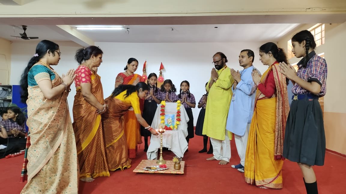 रामप्रसाद चंद्रभान सरस्वती शिशु विद्या मंदिर मैं बाबू कुंवर सिंह की जयंती मनाई गई