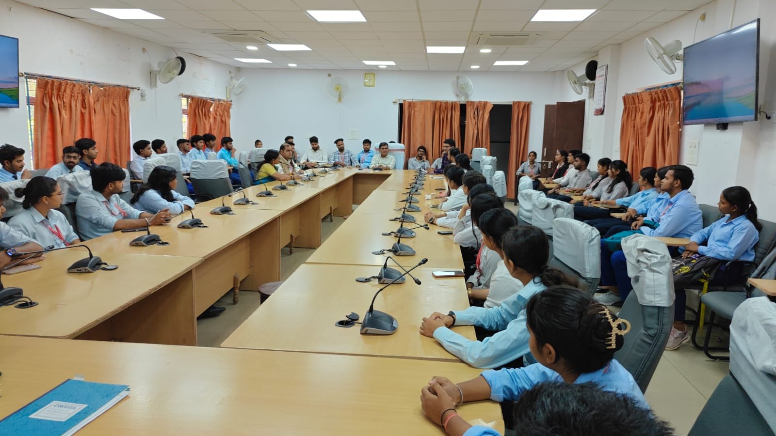 राधा गोविन्द विश्वविद्यालय के छात्रों का आईआईएलएम, रांची में कानूनी माप विज्ञान पर जागरूकता कार्यक्रम आयोजित