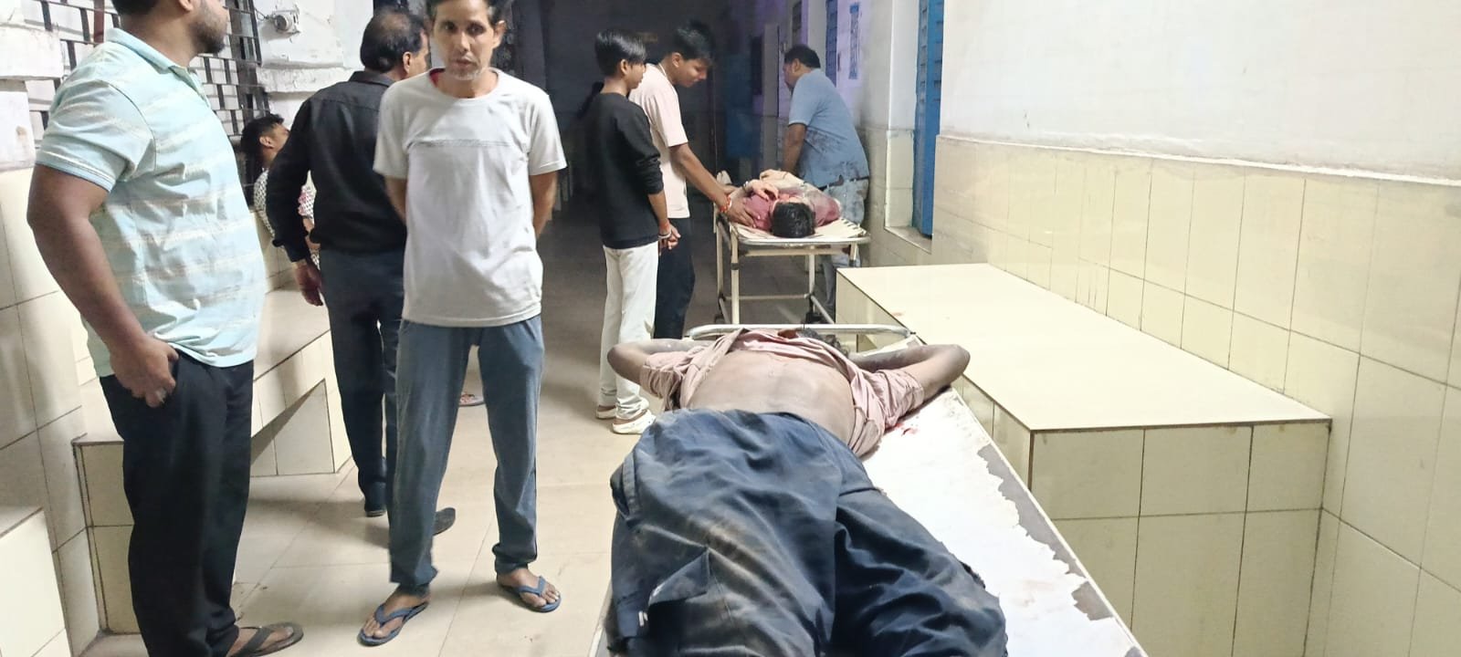 भुरकुंडा:दो बाइक की आमने सामने टक्कर में दो युवक की मौत,दो गंभीर रूप से घायल