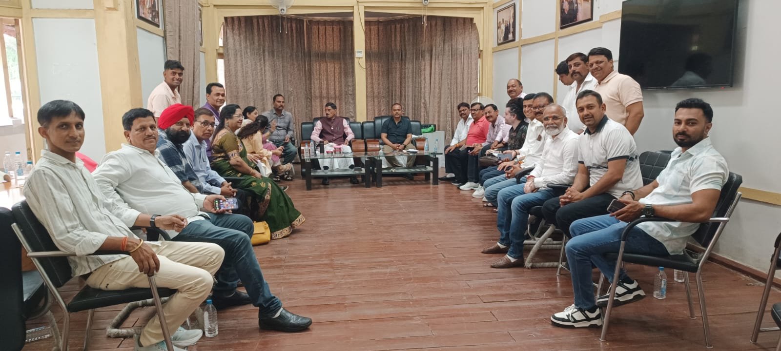 ऑपरेशन सिंदूर की पहली वर्षगांठ पर रांची के बच्चों द्वारा बनाई गई 400 से अधिक पेंटिंग की प्रदर्शनी लगायी जायगी