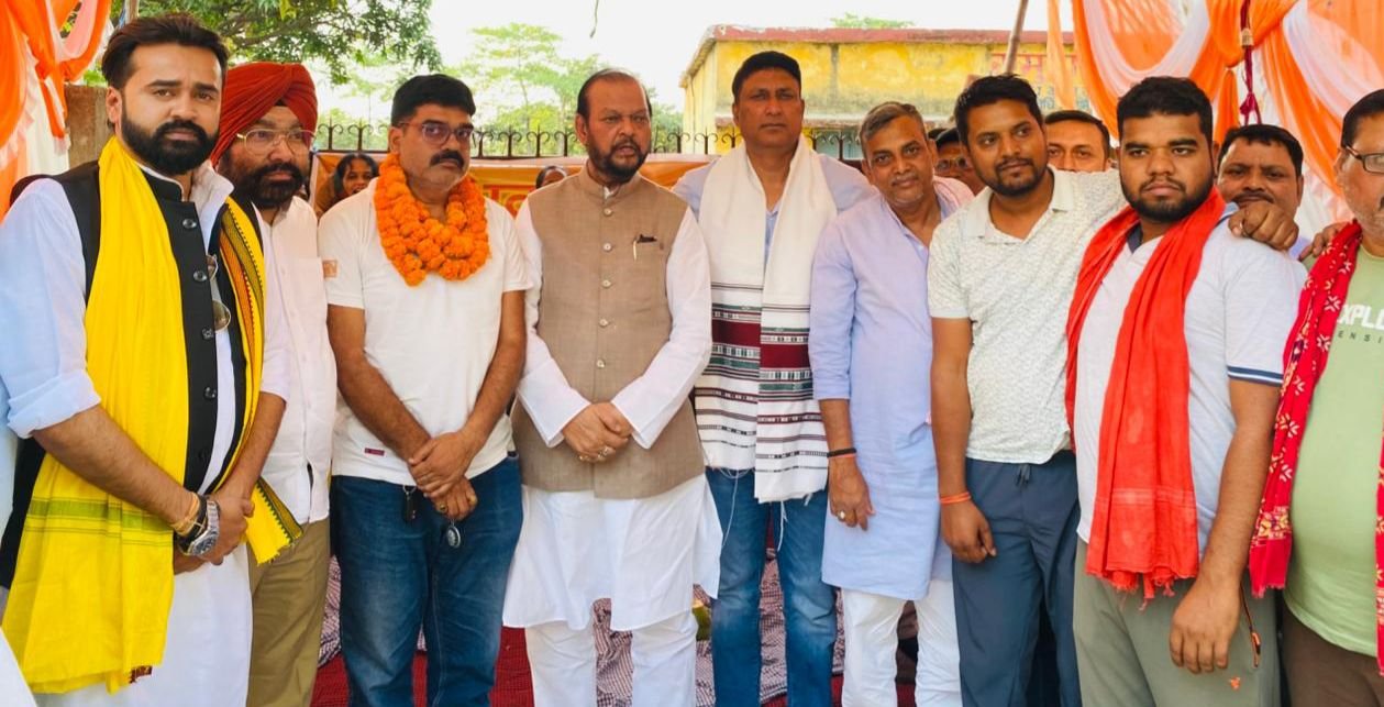 पूर्व केंद्रीय मंत्री सुबोधकांत सहाय ने अनशन समाप्त करवाया