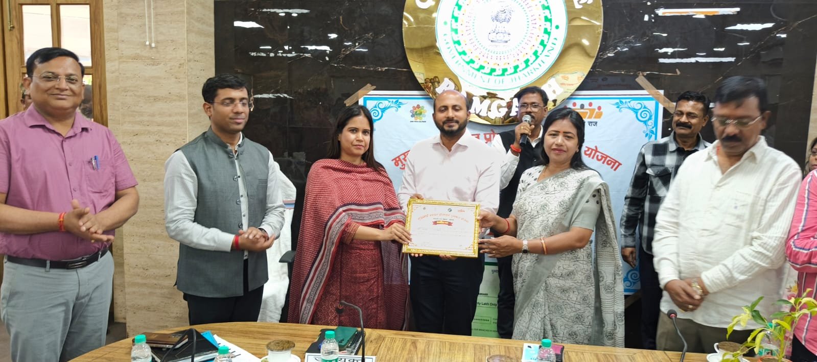 मुख्यमंत्री पंचायत प्रोत्साहन पुरस्कार योजना के तहत जिला स्तरीय प्रशस्ति पत्र वितरण सह सम्मान समारोह का आयोजन