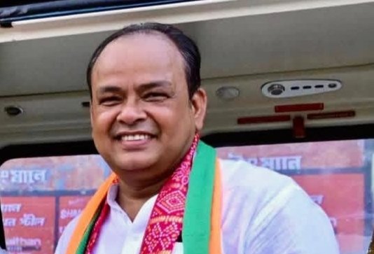 आगरा के पागलखाने में ही स्वास्थ्य मंत्री का समुचित इलाज संभव : अमर कुमार बाऊरी