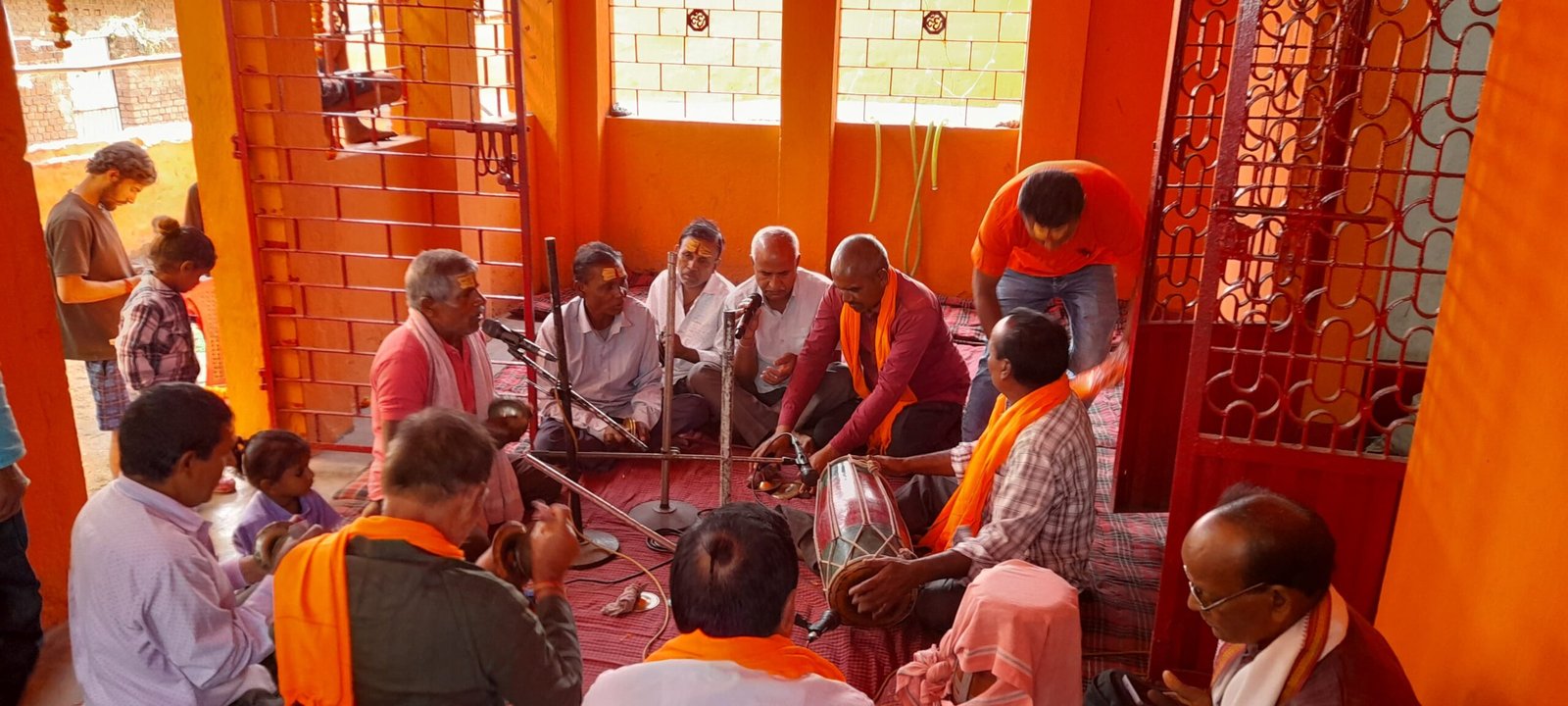 गांधीनगर में 24 घंटे का अखंड हरिकीर्तन शुरू, भंडारा कल