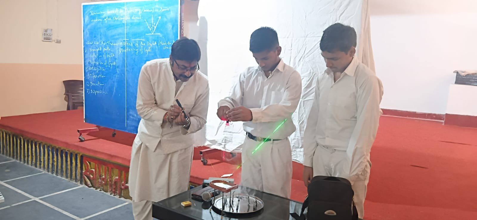 रामप्रसाद चंद्रभान सरस्वती शिशु विद्या मंदिर में विशेष कक्षा का आयोजन