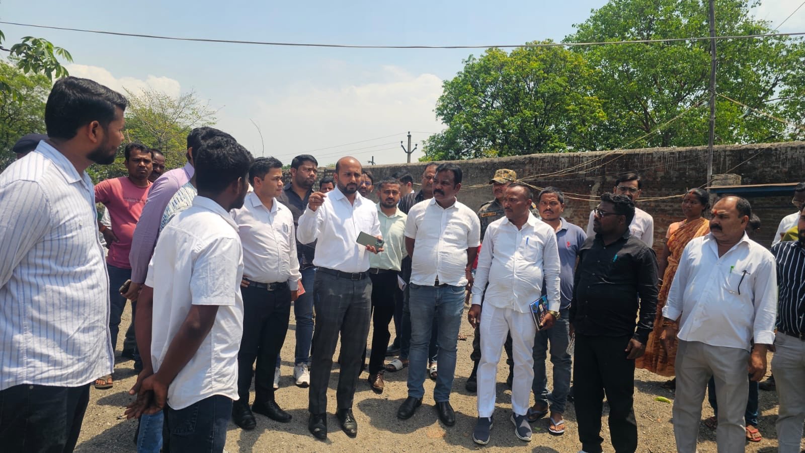 जलापूर्ति सुनिश्चित करने हेतु आयोजित शिविरों का उपायुक्त ने किया निरीक्षण
