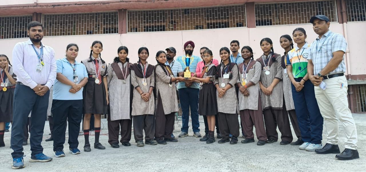 श्री गुरु नानक पब्लिक स्कूल कि छात्राओं का जिला स्तरीय अस्मिता खेल प्रतियोगिता मे शानदार प्रदर्शन