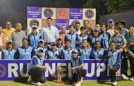 फ्लड लाइट में सीमा देसाई महिला क्रिकेट टूर्नामेंट का भव्य समापन, सुपर ओवर में टीम येलो बनी चैंपियन