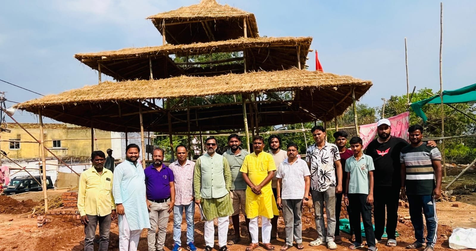 पतरातू न्यू मार्केट में 1008 प्रतिष्ठनात्मक श्री राम महायज्ञ महायज्ञ की तैयारियां अब अपने अंतिम चरण में