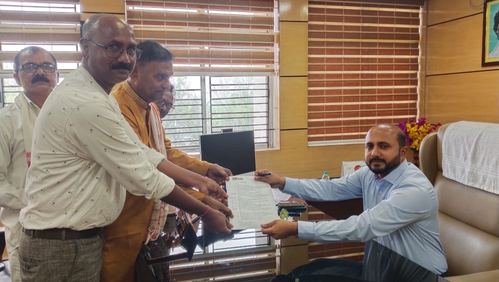 माँ छिन्नमस्तिका मंदिर की गरिमा और श्रद्धालुओं की सुविधा को लेकर उठी आवाज