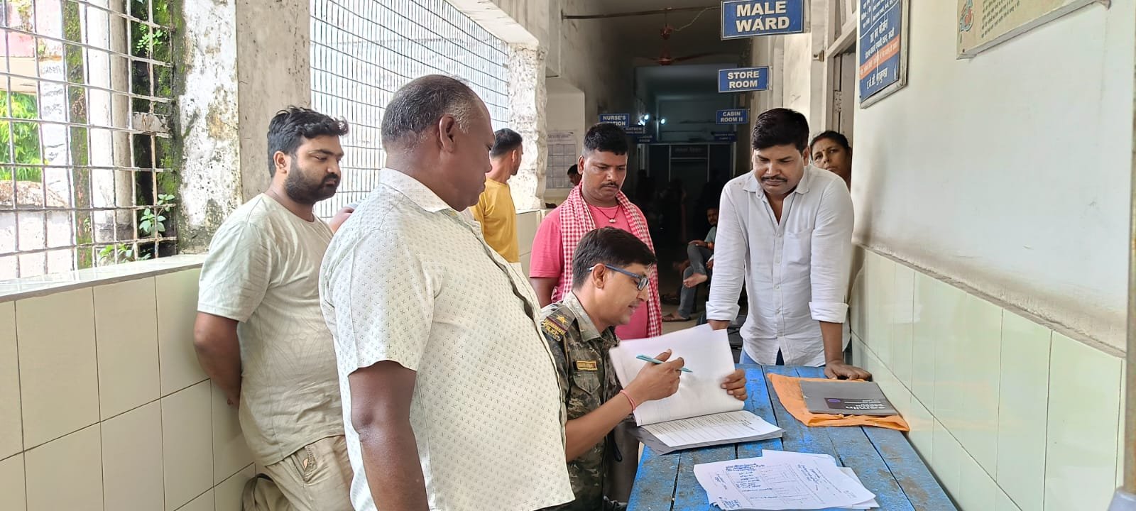 भुरकुंडा गांधीनगर में एक युवक ने फंदे से लटक कर दी जान